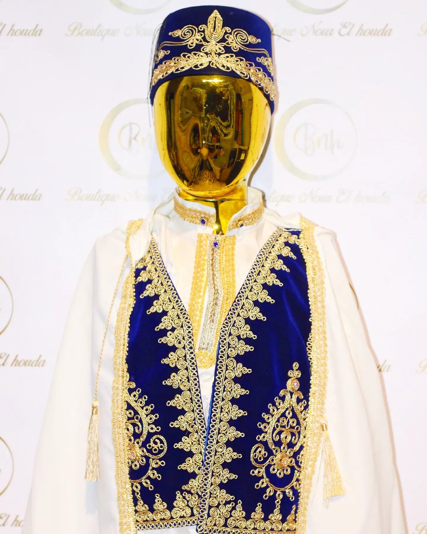 لبسة عاصمي بالبرنوس اللون ازرق بالذهبي من 3أشهر ل 6 سنوات - الصورة 3