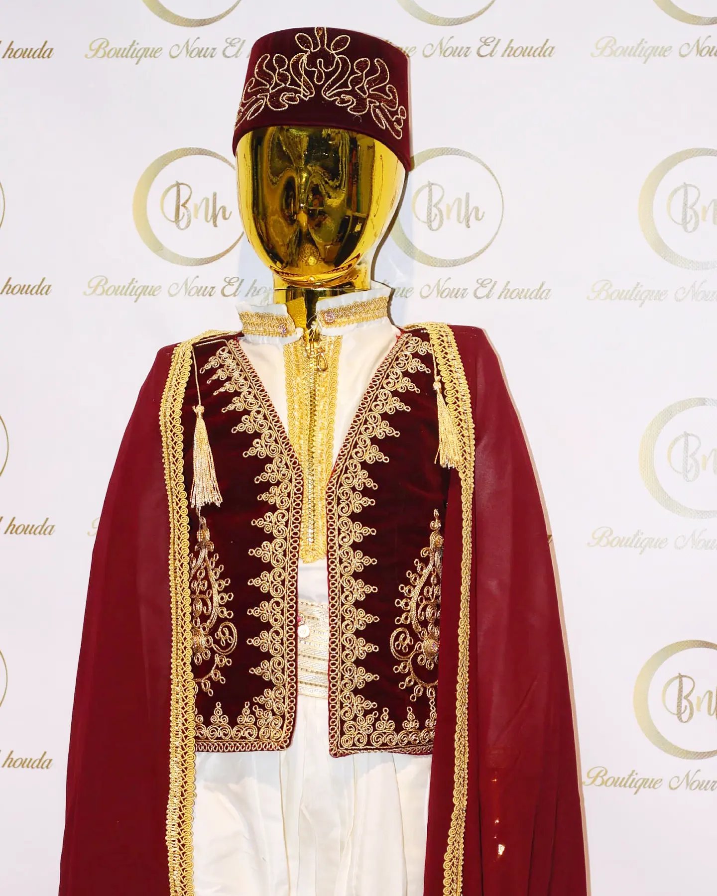 لبسة اولاد عاصمي بالبرنوس اللون ڨرونة بالذهبي من عامين ل 6 سنوات - الصورة 2