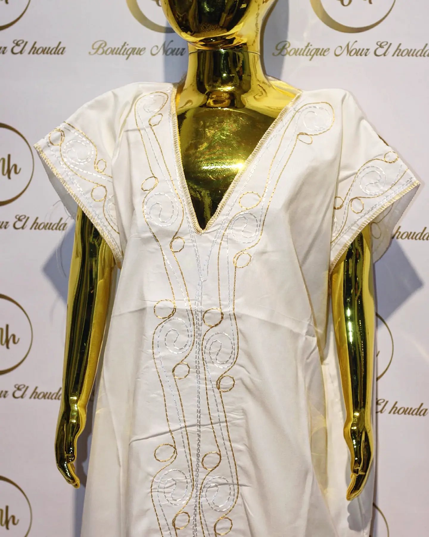 عباية بالبرنوس - الصورة 2