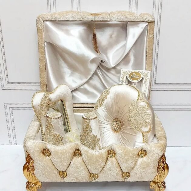 طبق حنة موديل كوفر اللون Cappuccino دوزان مغلفين بالقطيفة