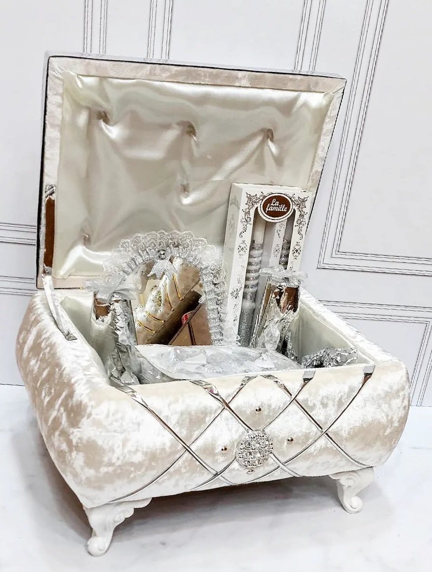 طبق حنة موديل كوفر اللون ابيض بالفضي دوزان سامبل - الصورة 2