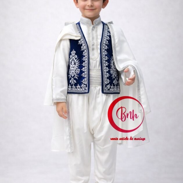 طقم ختان موديل عاصمي  اللون ازرق بالفضي من 3أشهر ل 6 سنوات