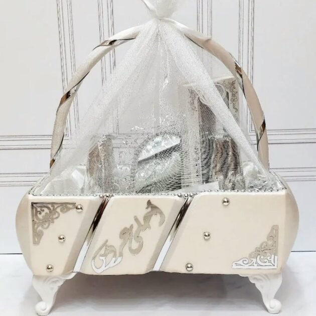 طبق حنة احلى عروس 👰 اللون باج بالفضي