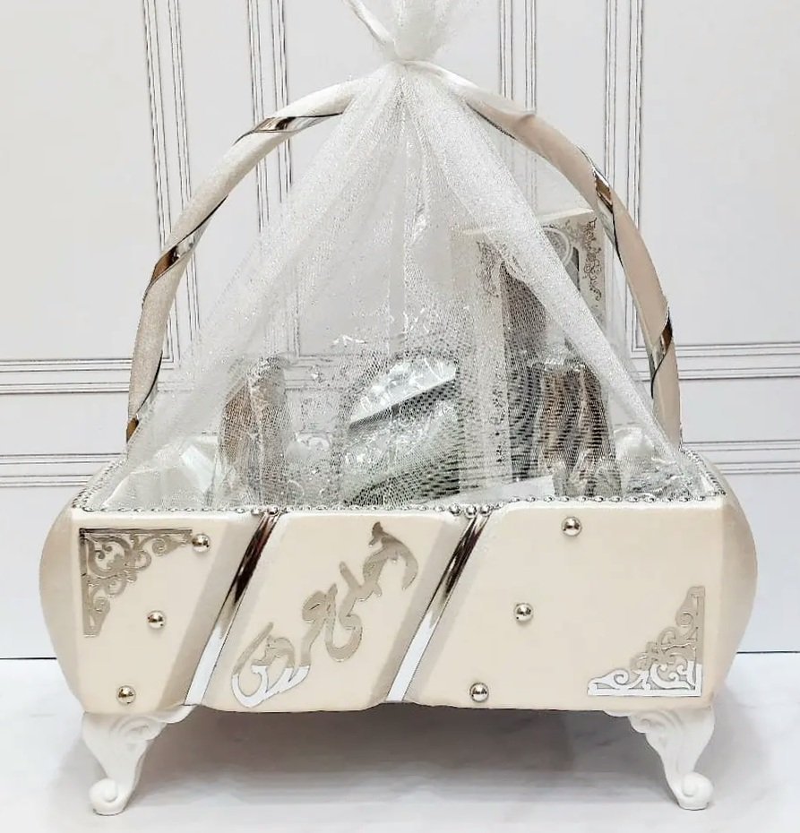 طبق حنة احلى عروس 👰 اللون باج بالفضي