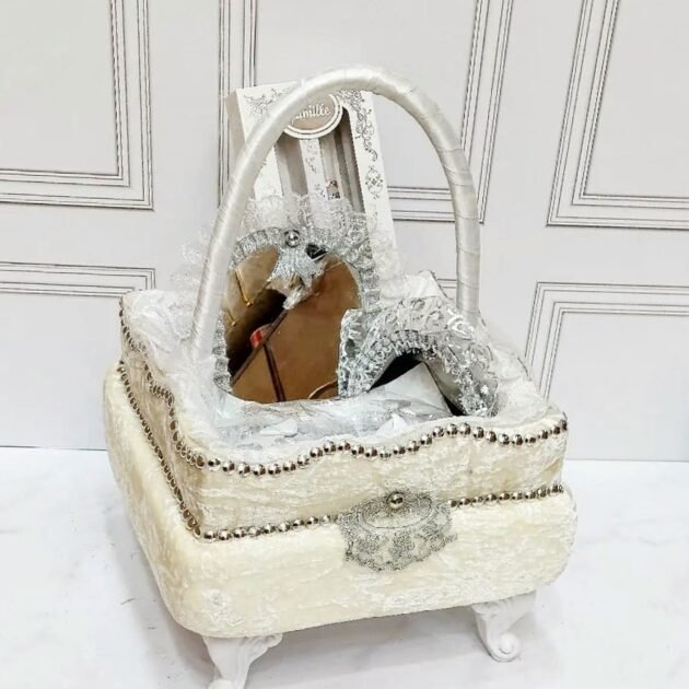 طبق حنة حجم صغير متكون من 6 قطع