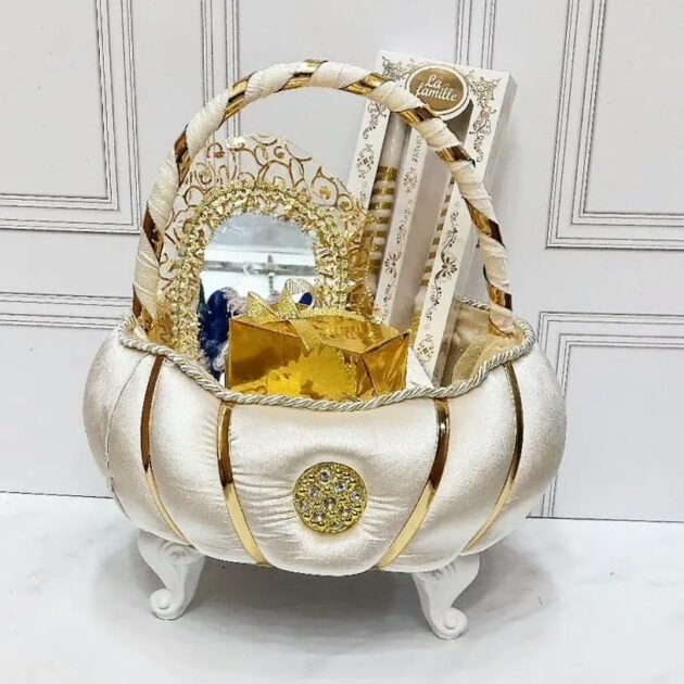 طبق حنة حجم صغير متكون من 6 قطع